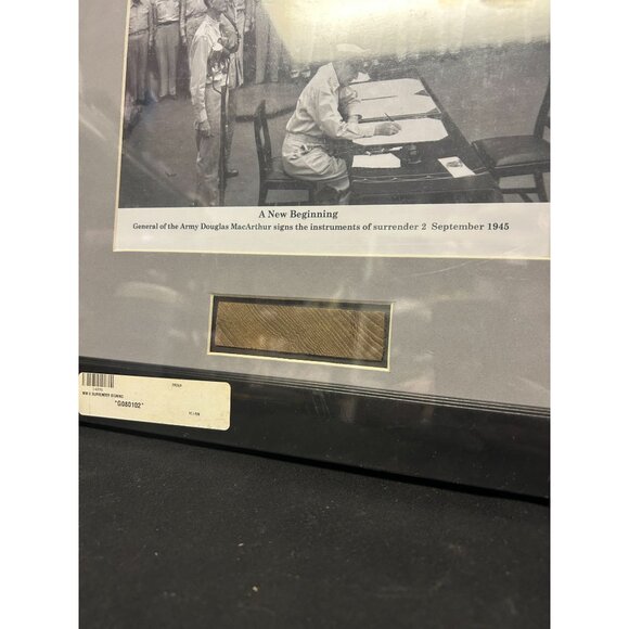 Framed WW II Surrender Signing Photo With Douglas MacArthur & Historical Wood Pi - Picture 2 of 4